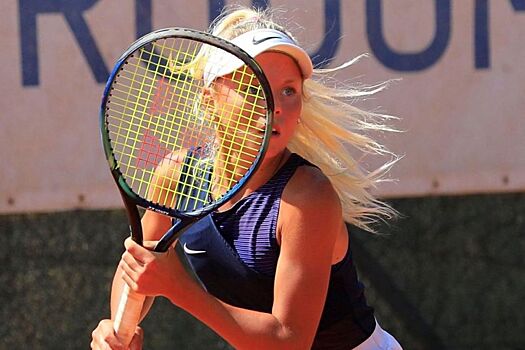 15-летняя экс-россиянка Ефремова впервые сыграет на уровне основного тура