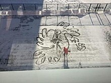Картину в честь Алины Загитовой написали на снегу в Удмуртии