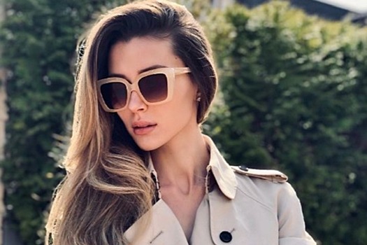 Анна Заворотнюк в ярости из-за слива снимка матери: «Чертовы инсайдеры, это не ваше дело!»