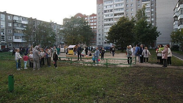 Более 70 человек стали участниками праздника «Дружные соседи» на улице Герцена в Вологде