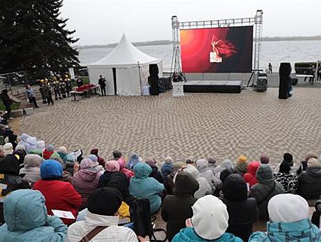 Кинотеатр под открытым небом "Филин" анонсировал программу показов накануне Дня Победы: афиша