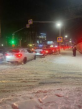 Мертвая пробка: транспортный коллапс произошёл в Костроме