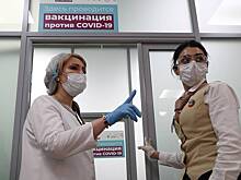 Попова допустила введение штрафов для россиян за отказ от вакцинации