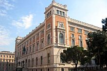 Парламент Италии одобрил финансово-экономический документ правительства