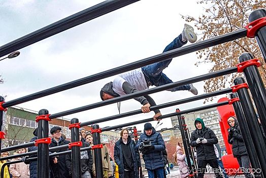 Свердловские власти уверены, что половина населения региона дружит со спортом