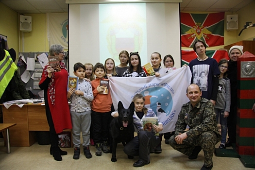 Защита хозяина - превыше всего. В парке «Фили» воспитывают юных кинологов