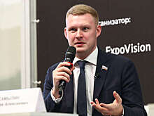 Депутат Самылин остался в Новый год без бензина и застрял на дороге