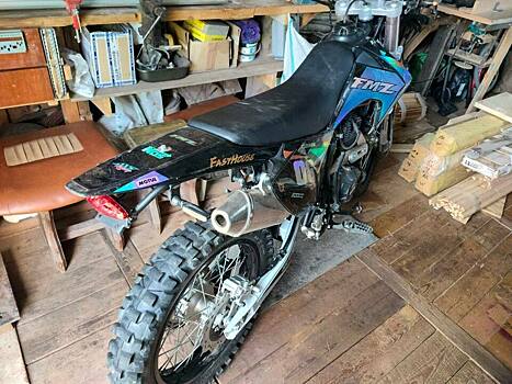 В Оричах 14-летний мотоциклист столкнулся с 78-летним мотоциклистом