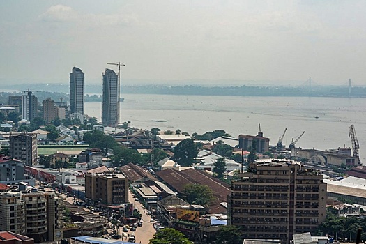 Десятки человек погибли, полсотни пропали без вести при затоплении судна в Конго