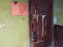 В доме в Москве нашли не изменившуюся за 20 лет старую дверь из фильма «Брат 2»