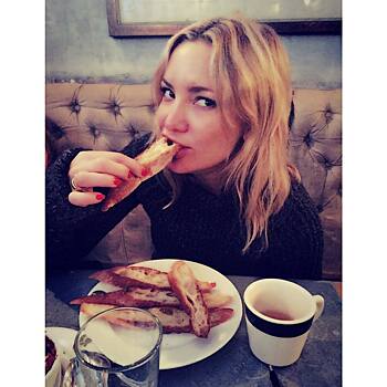 Кейт Хадсон откровенно продемонстрировала несовершенную фигуру после родов