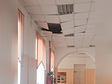 В Саратове возбудили дело после обрушения потолка в школе Олега Янковского