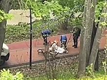 Велосипедисту стало плохо в Александровском саду Нижнего Новгорода