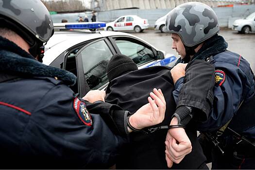Банда подростков обстреляла россиянина в центре города