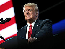 Трамп посоветовал чете Макронов выяснять отношения за закрытыми дверями