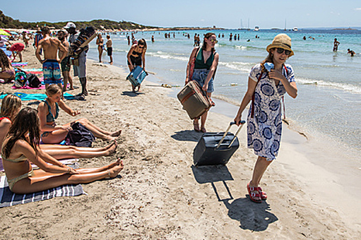 «Россияне гуляли на все» Европа лишилась российских туристов. Почему это заставило местных жителей горевать?