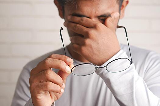 Офтальмолог назвала опасные симптомы заболеваний глаз