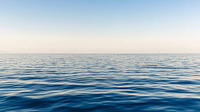 Найденный в Британии «корабль-призрак» оказался потерянным спасательным ботом