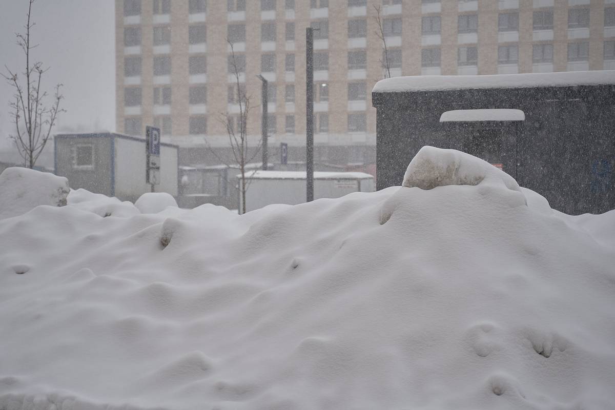 Назван регион-лидер в центре России по высоте сугробов