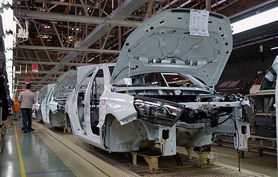 В Японии автоконцерн Toyota возобновил работу всех заводов
