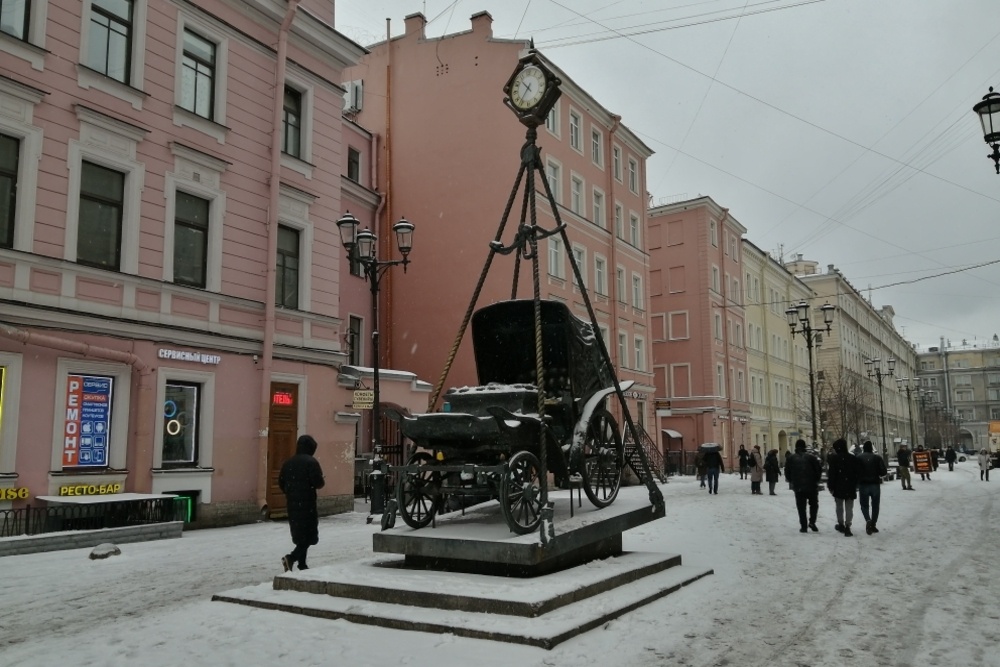 Безымянный циклон принес снегопад в Петербург