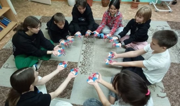 Обереги, сделанные руками детей из Волгоградской области, отвезут в зону СВО