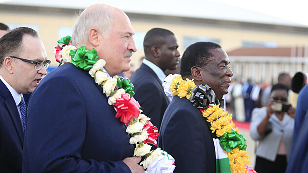Раскрыты подробности визита Лукашенко в Зимбабве