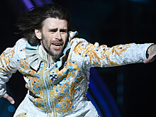 Смерть Заворотнюк и отцовство: как живет Петр Чернышев