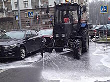 Специалисты провели дезинфекцию улиц во Внуковском