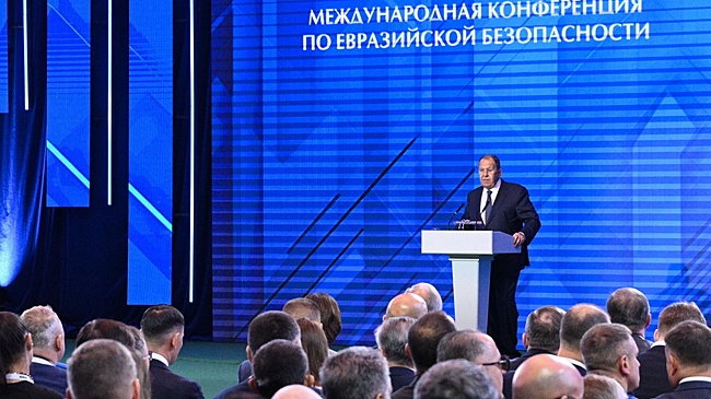 Сергей Лавров: Расширение НАТО не прекращается ни на минуту