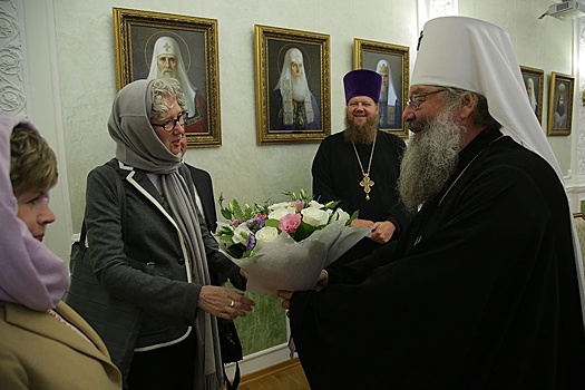 Митрополит Кирилл показал новому консулу США в Екатеринбурге уральские святыни