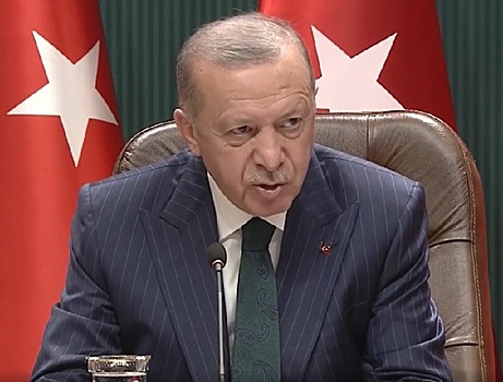 Эрдоган отменил предстоящие мероприятия после недомогания во время интервью