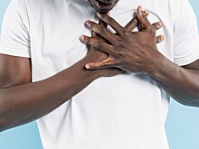 В его сердце «нашли дыру»: певец Дональд Гловер перенес инсульт во время гастролей по США