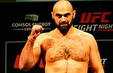 UFC в Москве: Андрей Орловский проиграл Абдурахимову