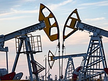 Добровольно отказавшись от российской нефти, Европа осталась без нее, а США остались без эмбарго