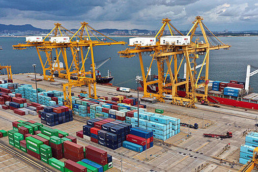 WSJ: Байден потратит $20 млрд на краны для портов из-за китайских киберугроз