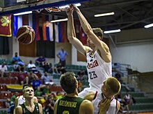 Сборная России одержала победу над Литвой в стартовом матче юниорского Евробаскета-2019