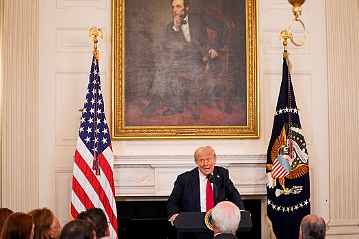 Режим ЧП из-за ситуации с Кубой дает президенту США доступ к особым полномочиям