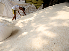 Индия собирается ограничить экспорт дробленого риса