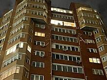 Обломки вражеского беспилотника врезались в многоэтажку в Белгородской области