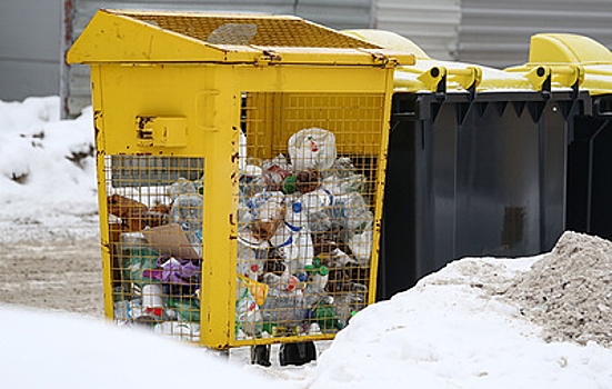 Глава Забайкалья поручил установить мусорные контейнеры у каждого многоквартирного дома
