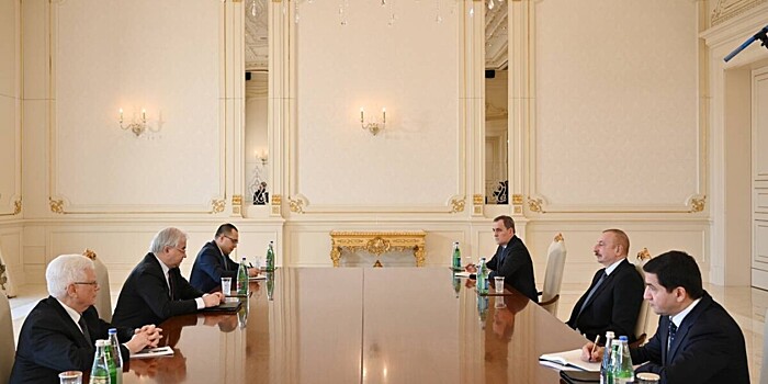 Ильхам Алиев обсудил со спецпредставителем МИД России переговорный процесс между Баку и Ереваном