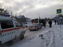 В Ноябрьске пассажирский автобус на «зебре» сбил женщину. ФОТО