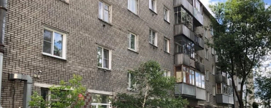 В Челябинской области проводится проверка по факту получения травм ребенком при падении из окна