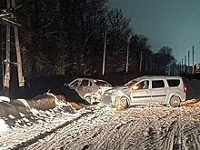 В Красной Поляне «Ларгус» и «Калина» не поделили дорогу