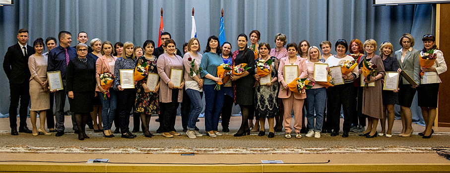 В Красногорске медсестер и медбратьев поздравили с профессиональным праздником