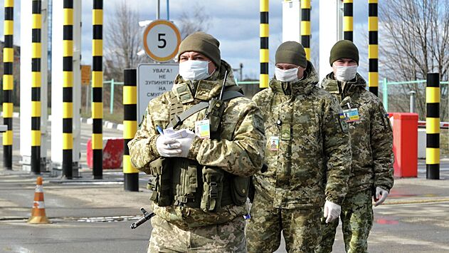 На Украине раскрыли схему взяток за выезд в подконтрольные России районы