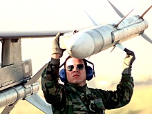 Raytheon поставит Киеву ракеты AMRAAM на $1,2 млрд: стоит ли их опасаться