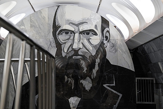 «Очень просветленный»: что москвичи думают о Достоевском в его 200‑летие