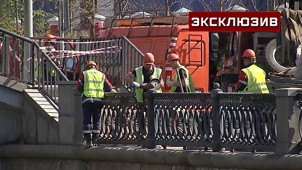 На месте падения иномарки в Яузу в Москве восстановили ограждение